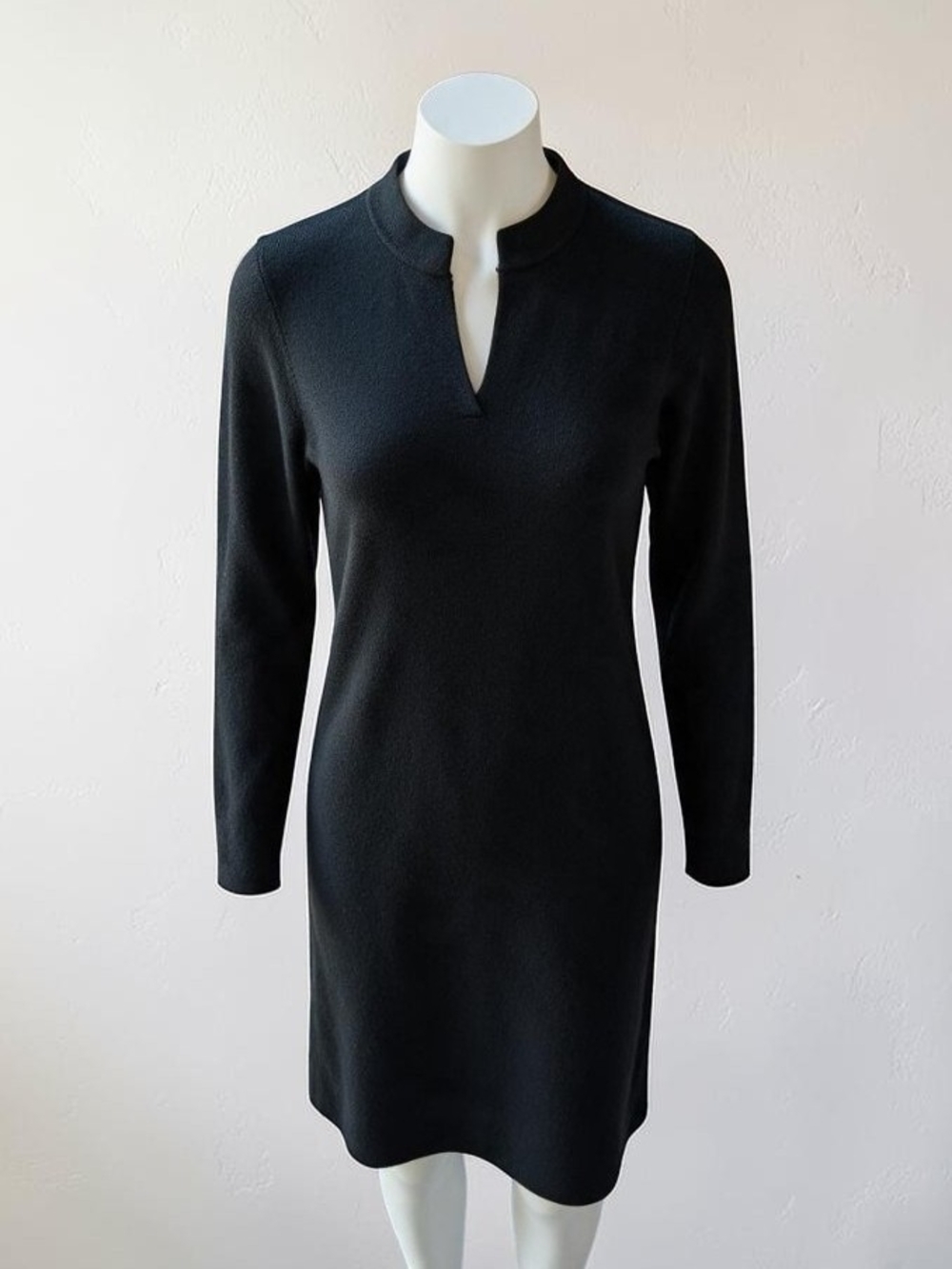 Eileen Fisher Black Fine Italian Knit Split Neck Long Sleeve Sweater Dress XS